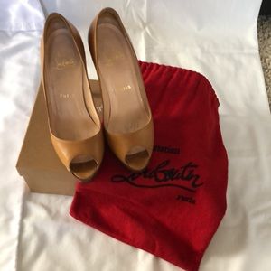 COPY - Christian Louboutin Tan Yoyo Zappa Authent…